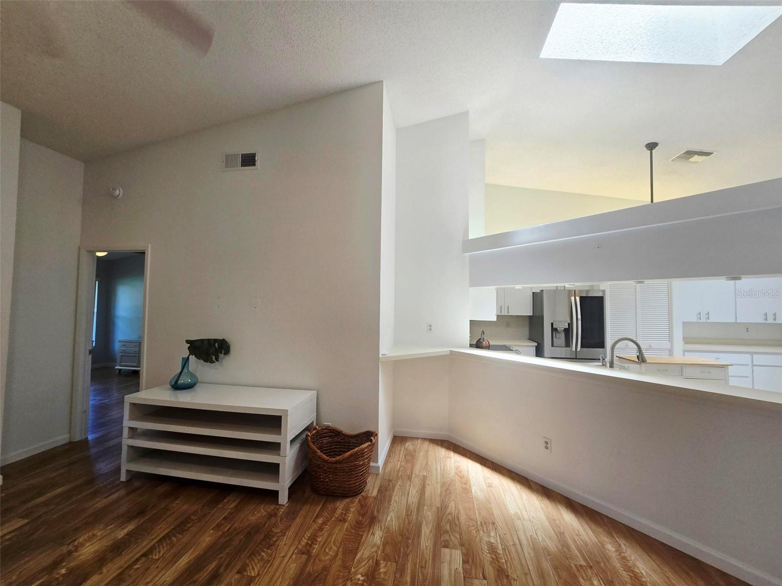 5808 Garden Lakes Dr Property Photo 6