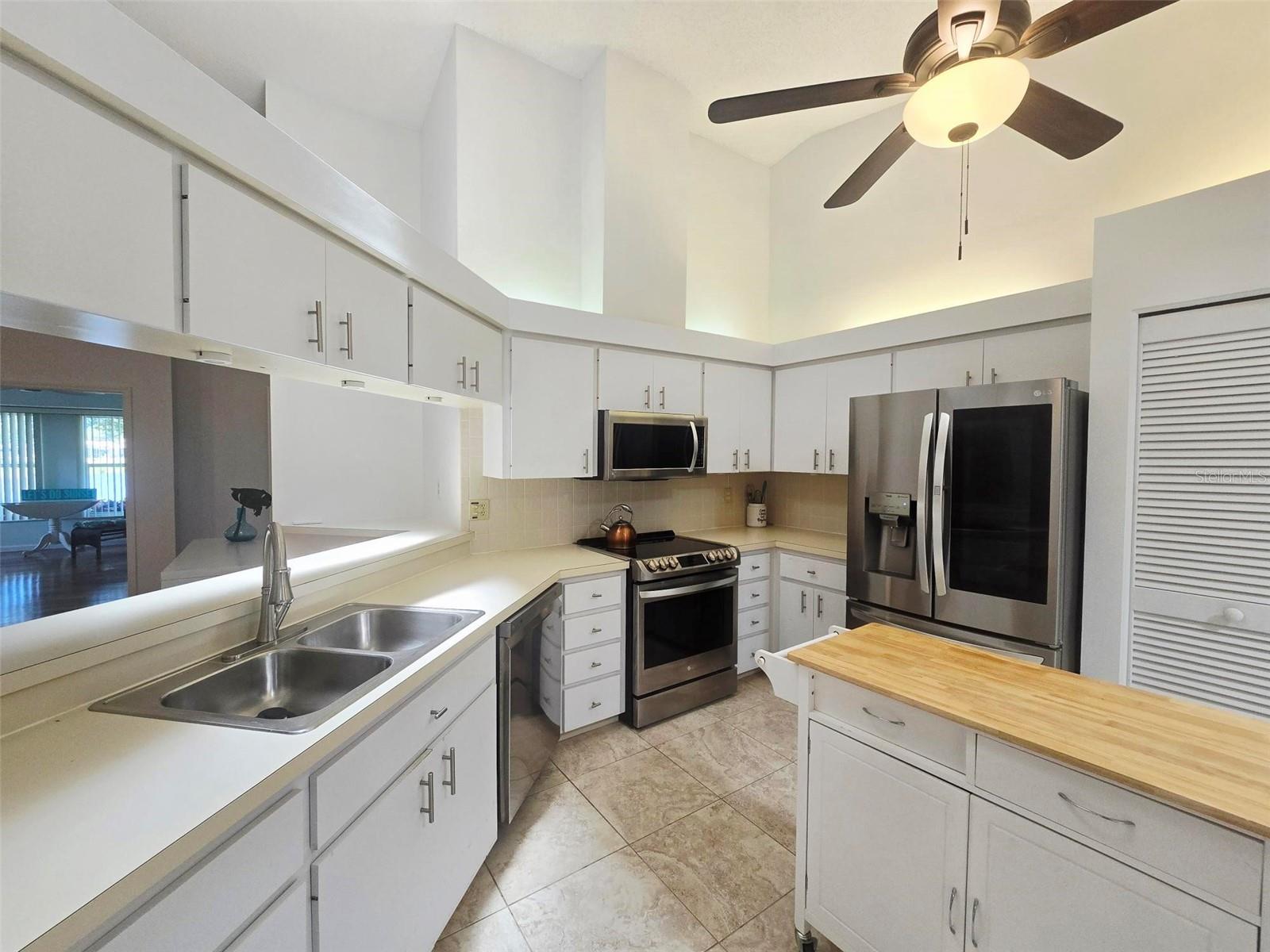 5808 Garden Lakes Dr Property Photo 9