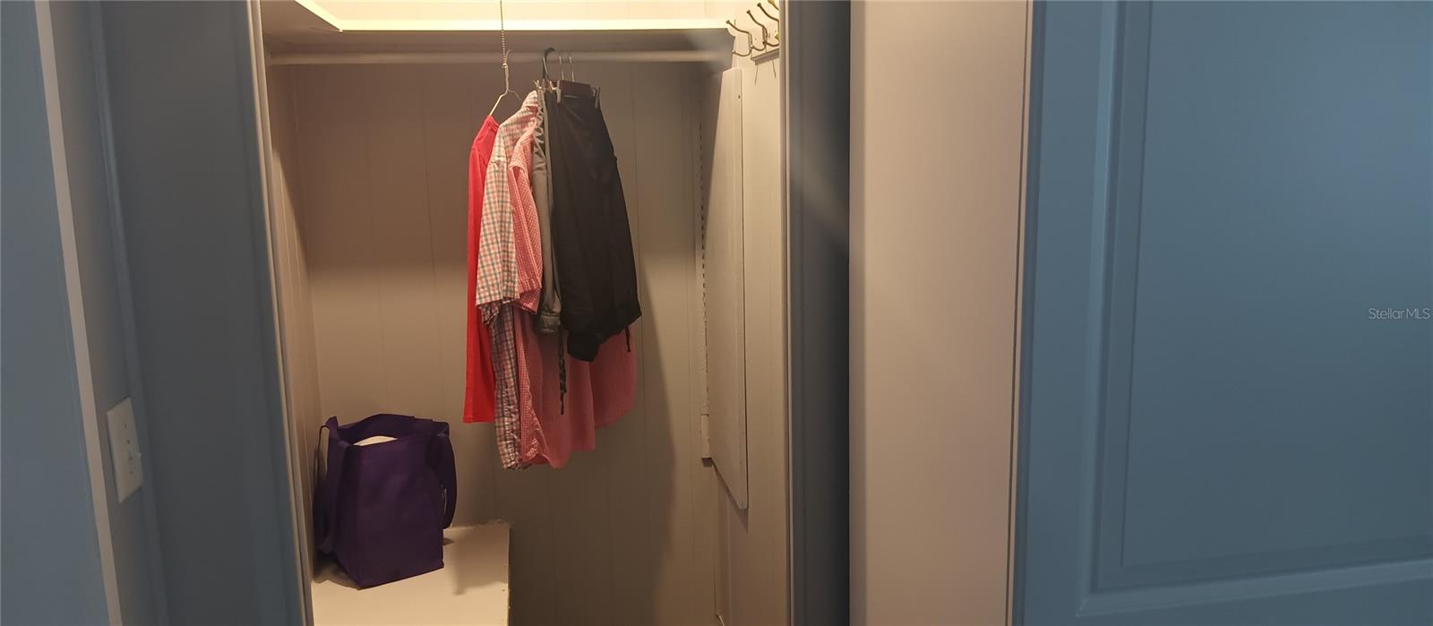 313 Danube Cir Property Photo 18