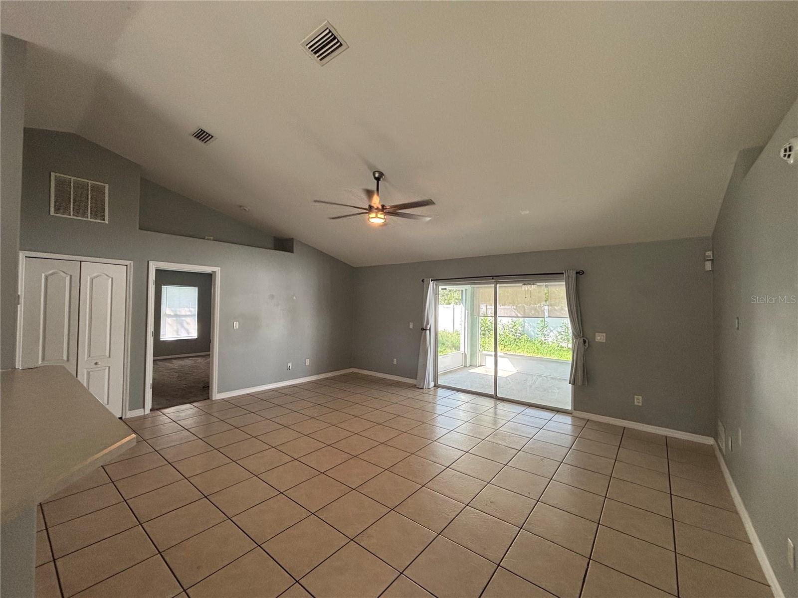 37 Whippoorwill Dr Property Photo 8
