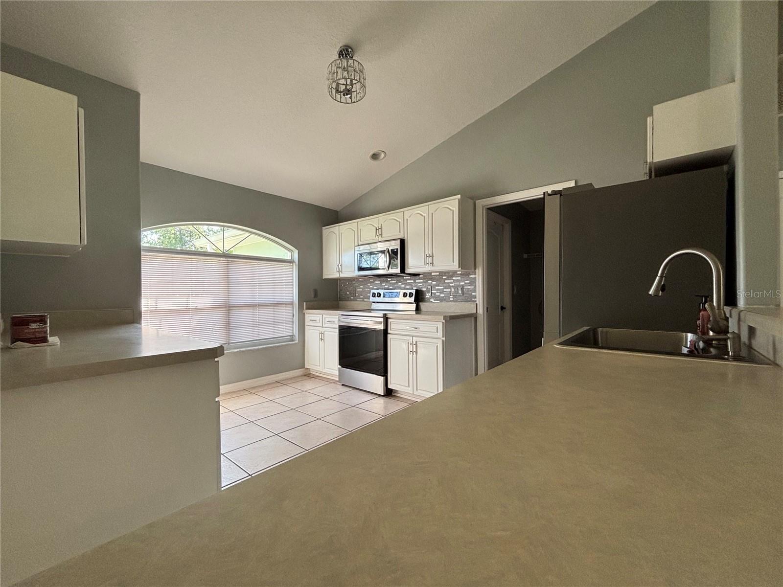 37 Whippoorwill Dr Property Photo 9
