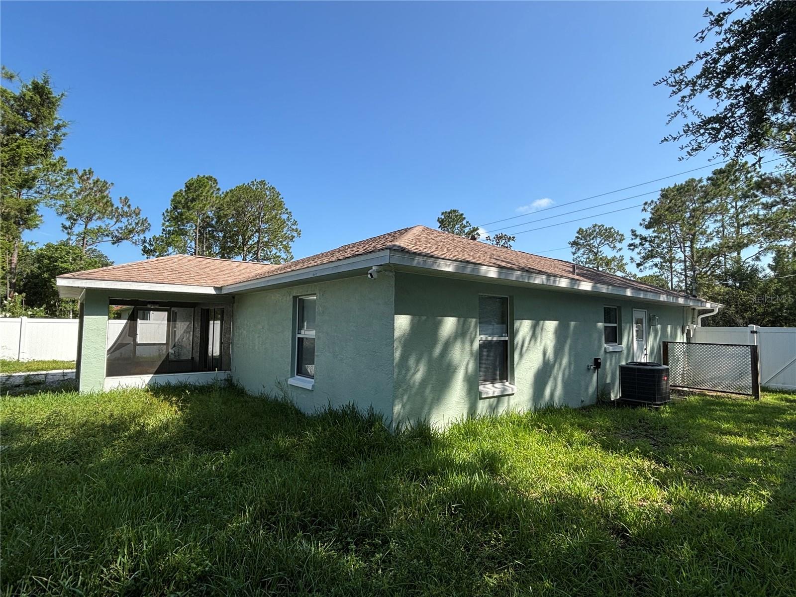37 Whippoorwill Dr Property Photo 23