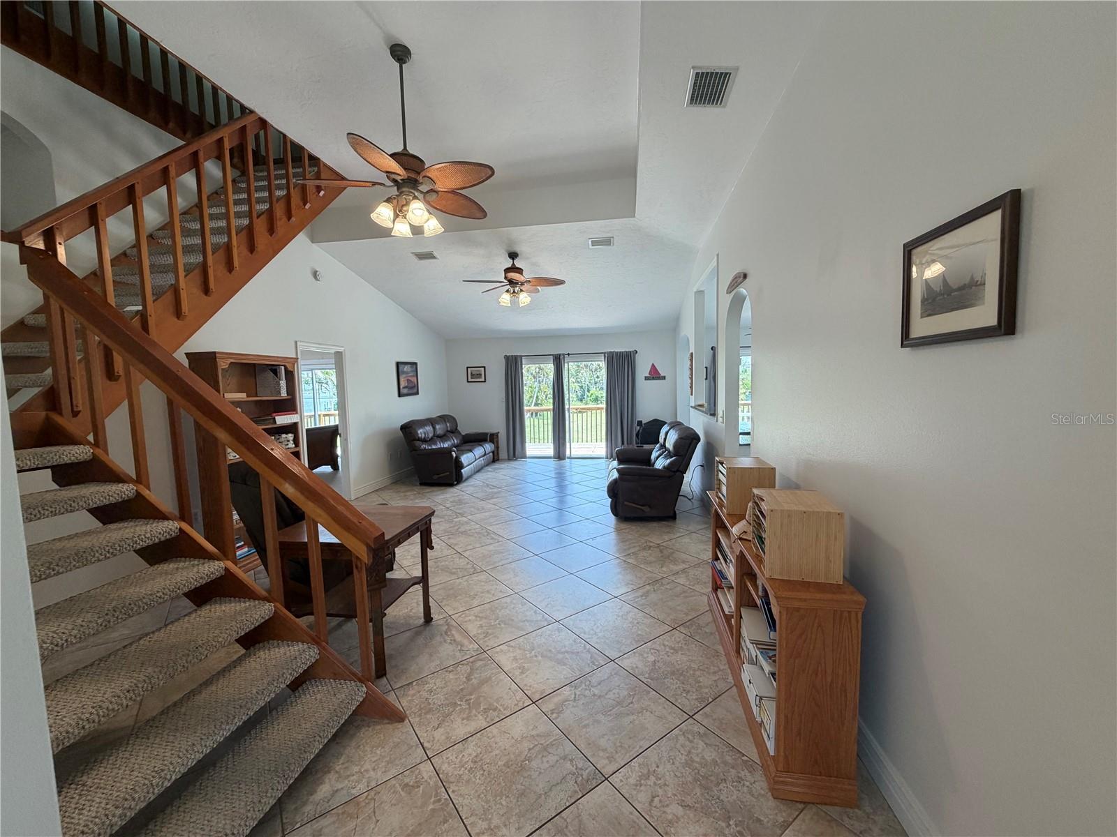 4319 15th Way Property Photo 6