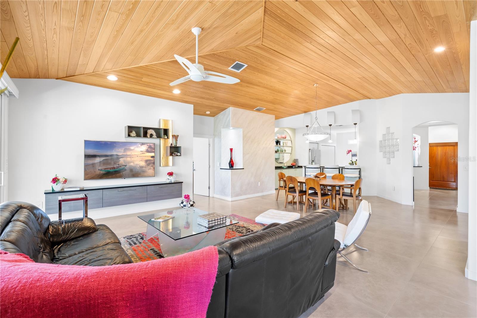 412 Treasure Boat Way Property Photo 14