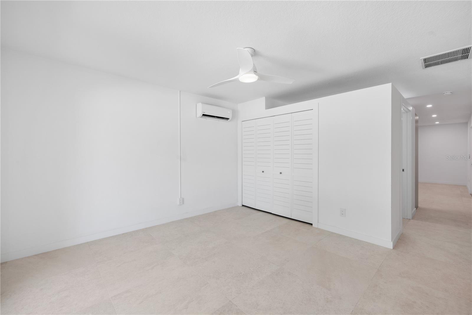 412 Treasure Boat Way Property Photo 37