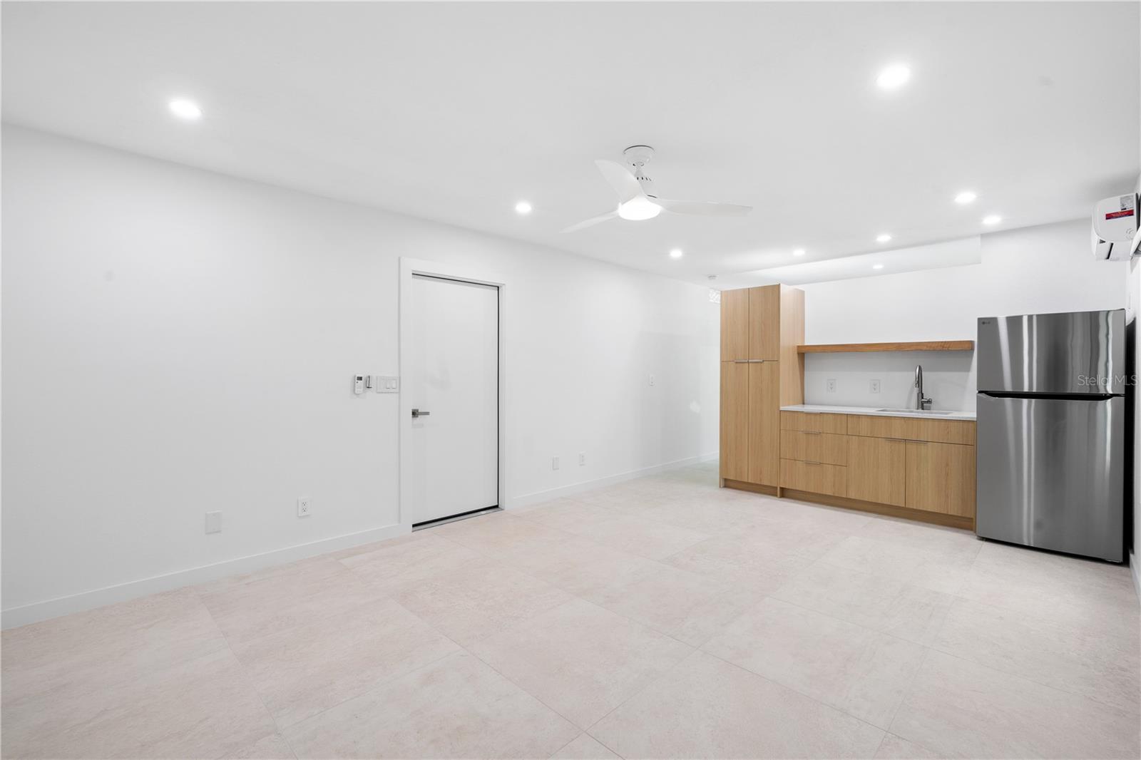412 Treasure Boat Way Property Photo 39