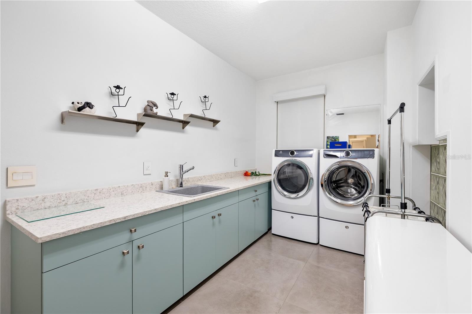 412 Treasure Boat Way Property Photo 60