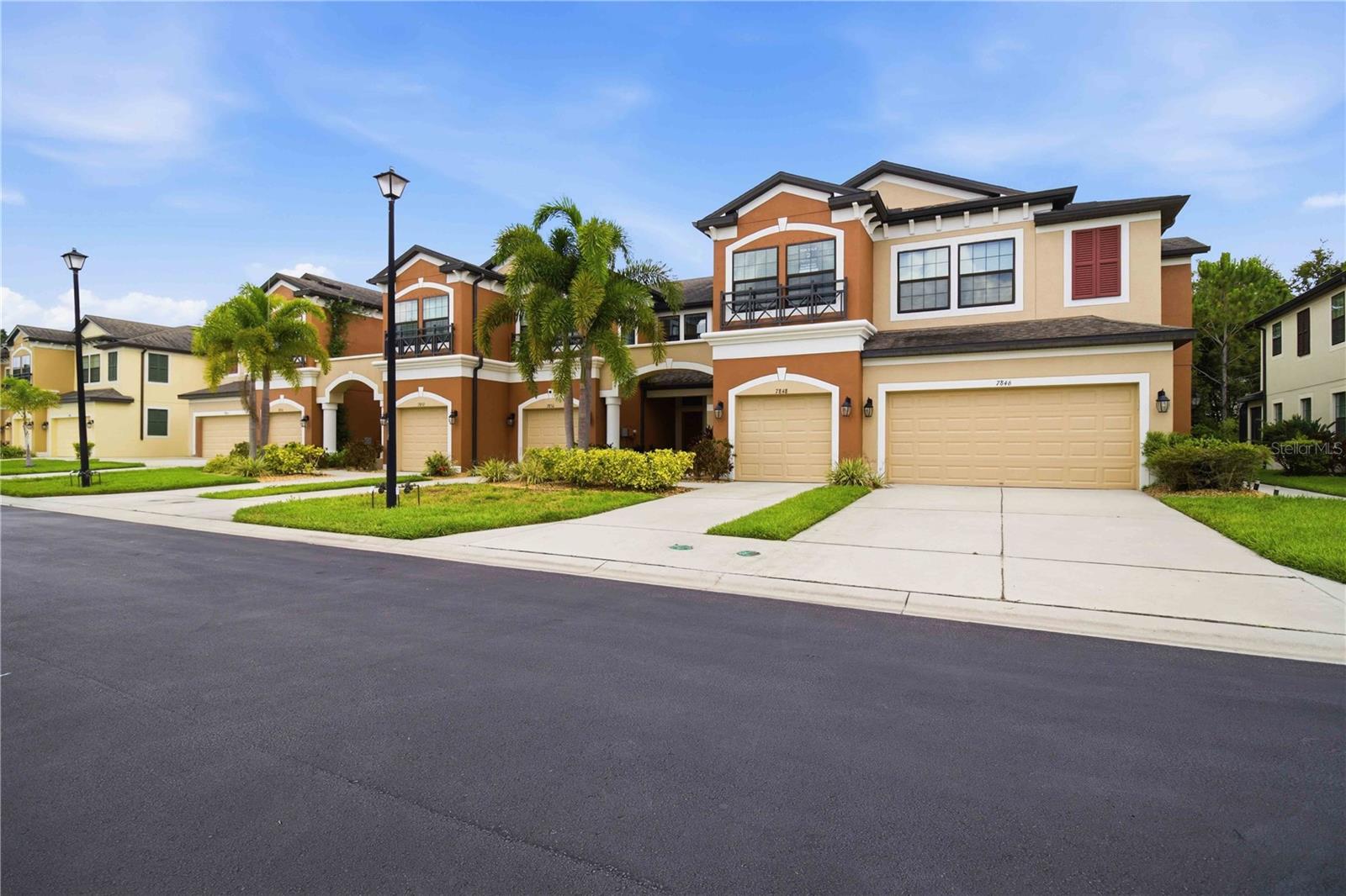 7856 52nd Ter E Property Photo 3