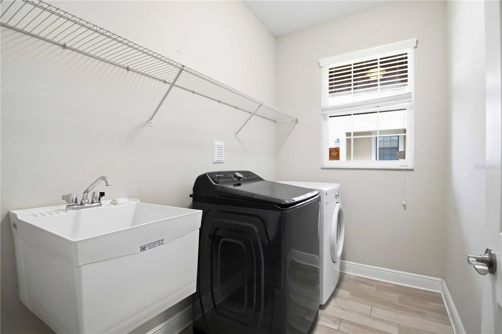 7856 52nd Ter E Property Photo 40