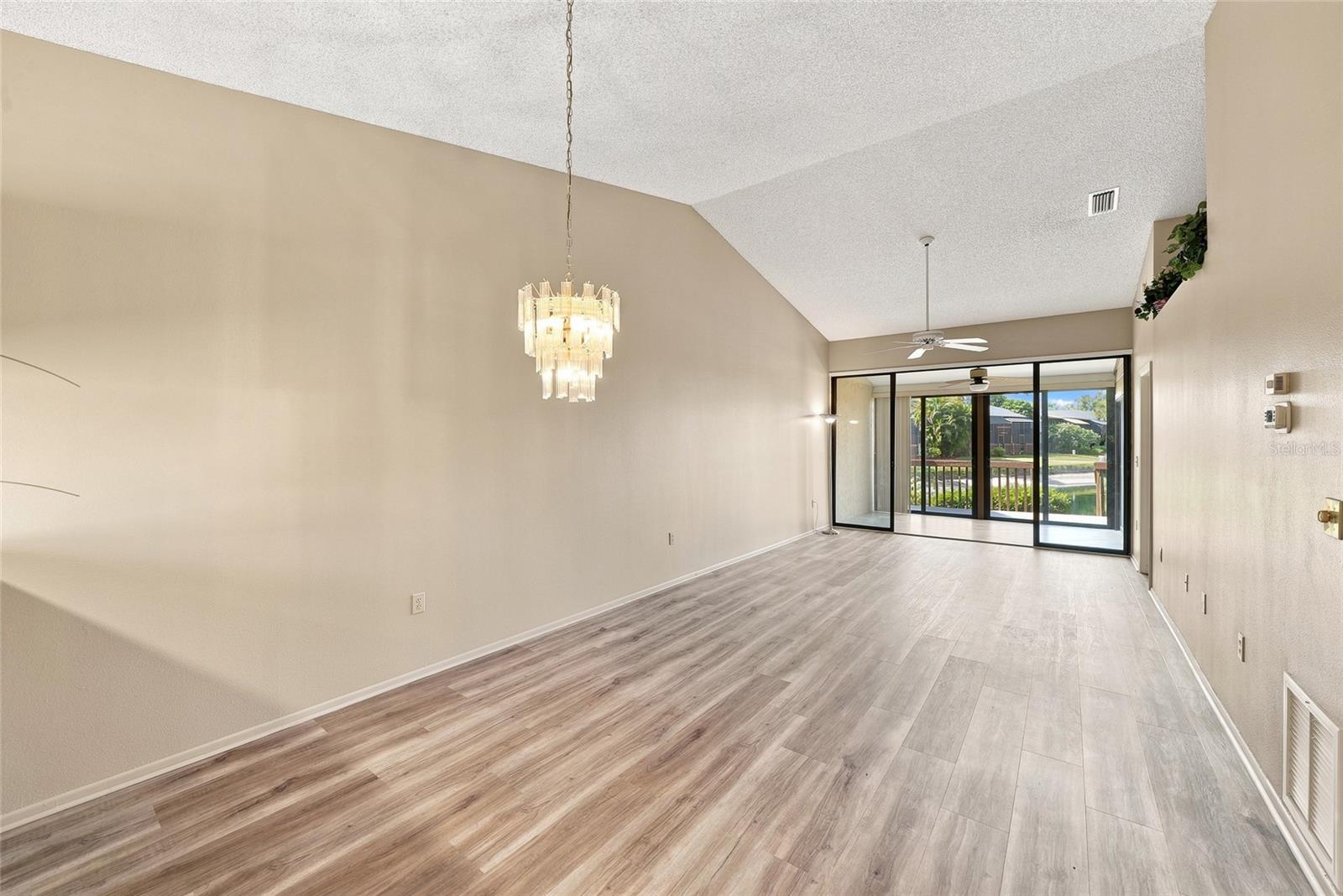 3446 Beekman Pl #50 Property Photo 17