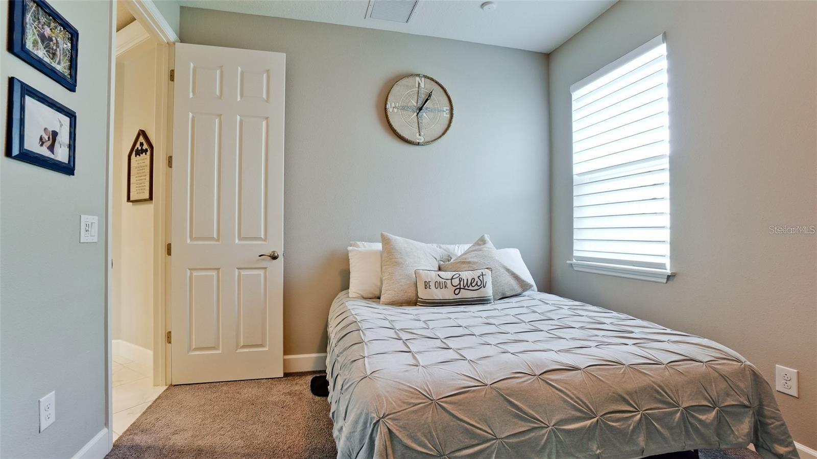 5738 Hydrangea Cir Property Photo 10