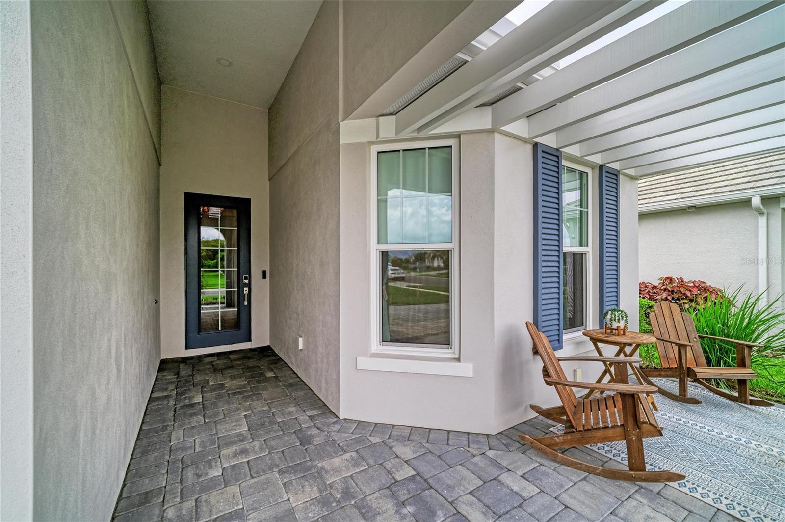 8079 Slipway Dr Property Photo 3