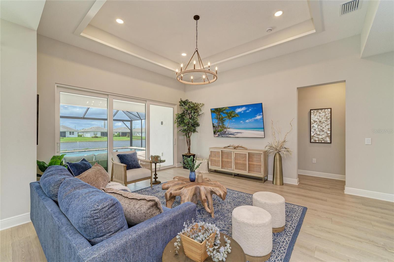 8079 Slipway Dr Property Photo 16