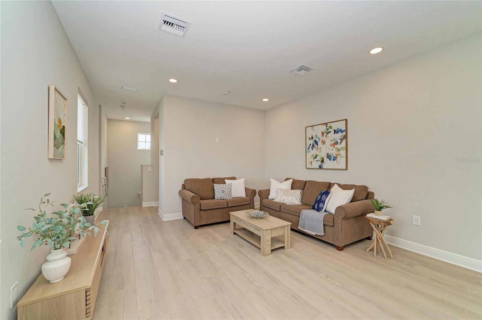 8079 Slipway Dr Property Photo 34