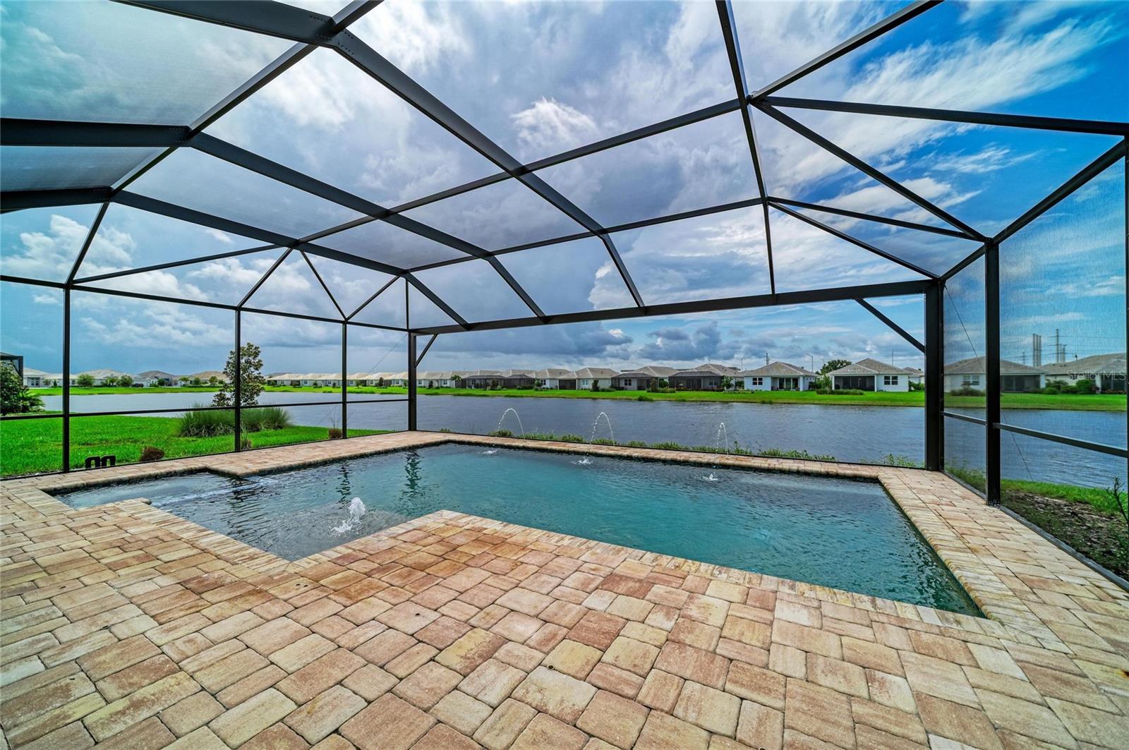 8079 Slipway Dr Property Photo 42