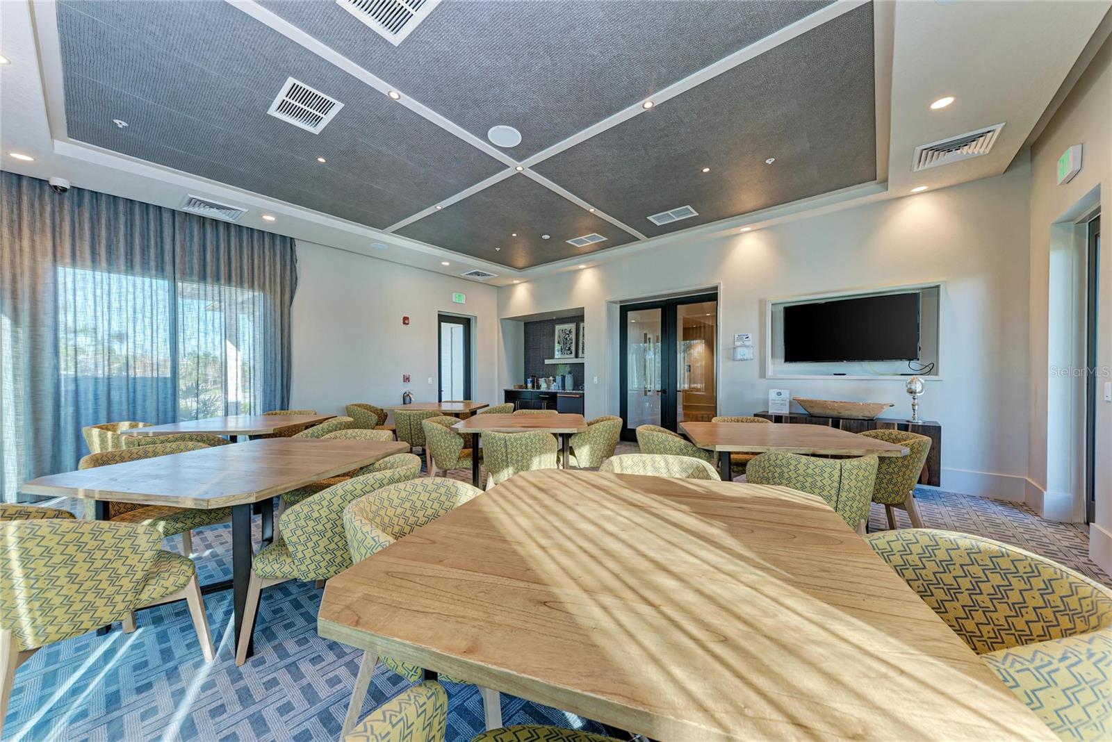 8079 Slipway Dr Property Photo 63