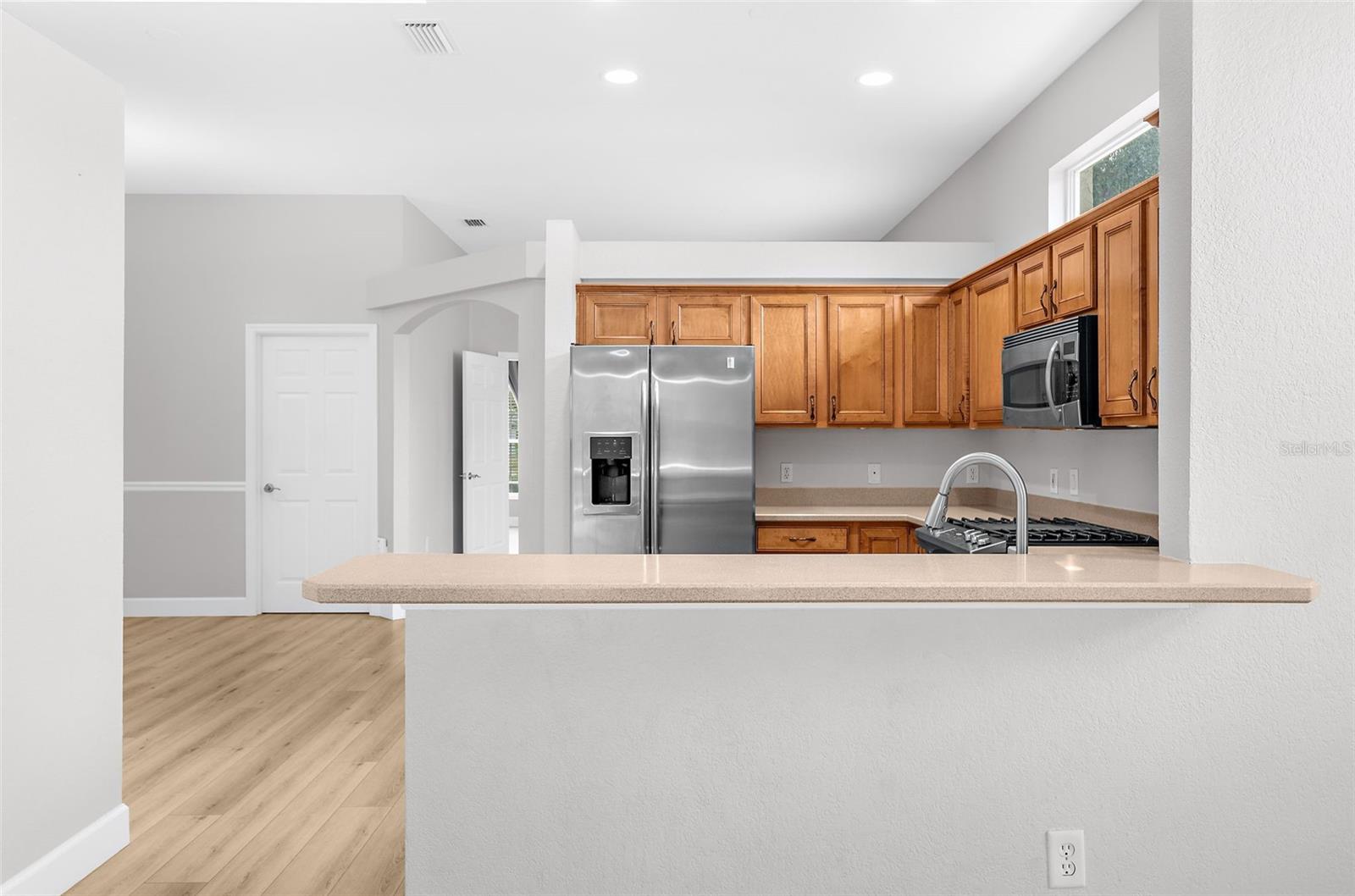 6462 Golden Leaf Ct Property Photo 14