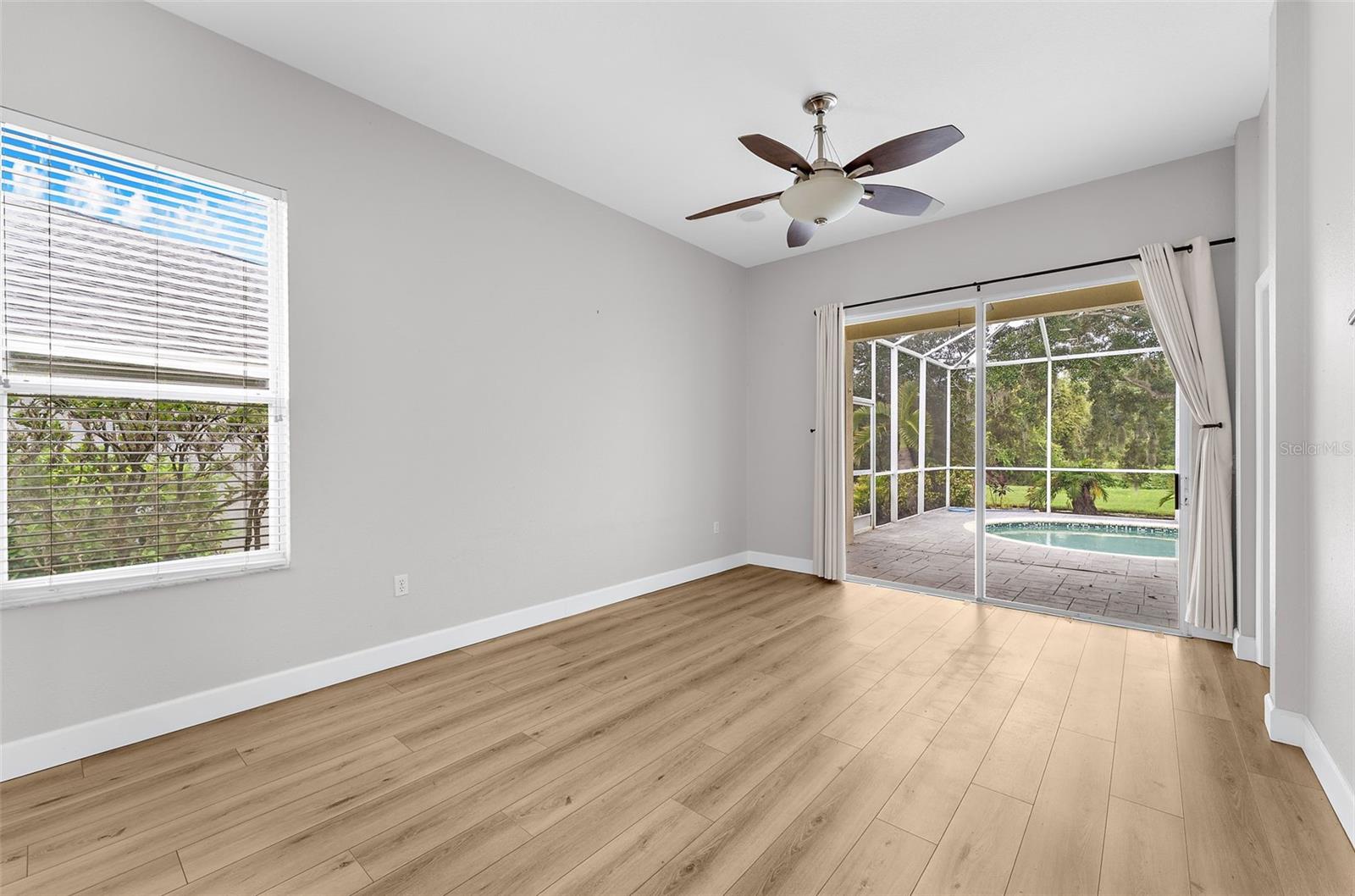 6462 Golden Leaf Ct Property Photo 15