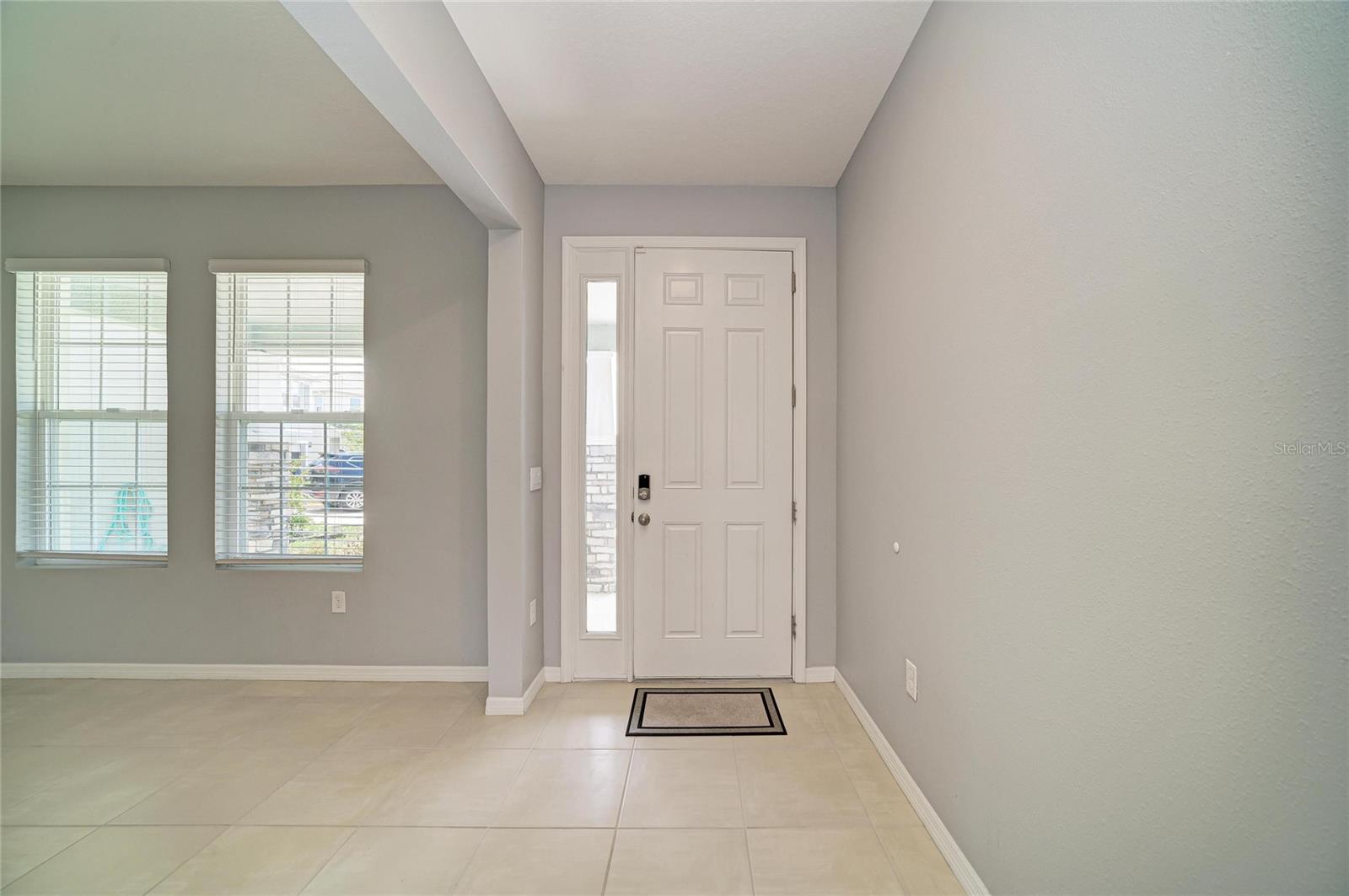 2230 Marsh Harbour Loop Property Photo 5