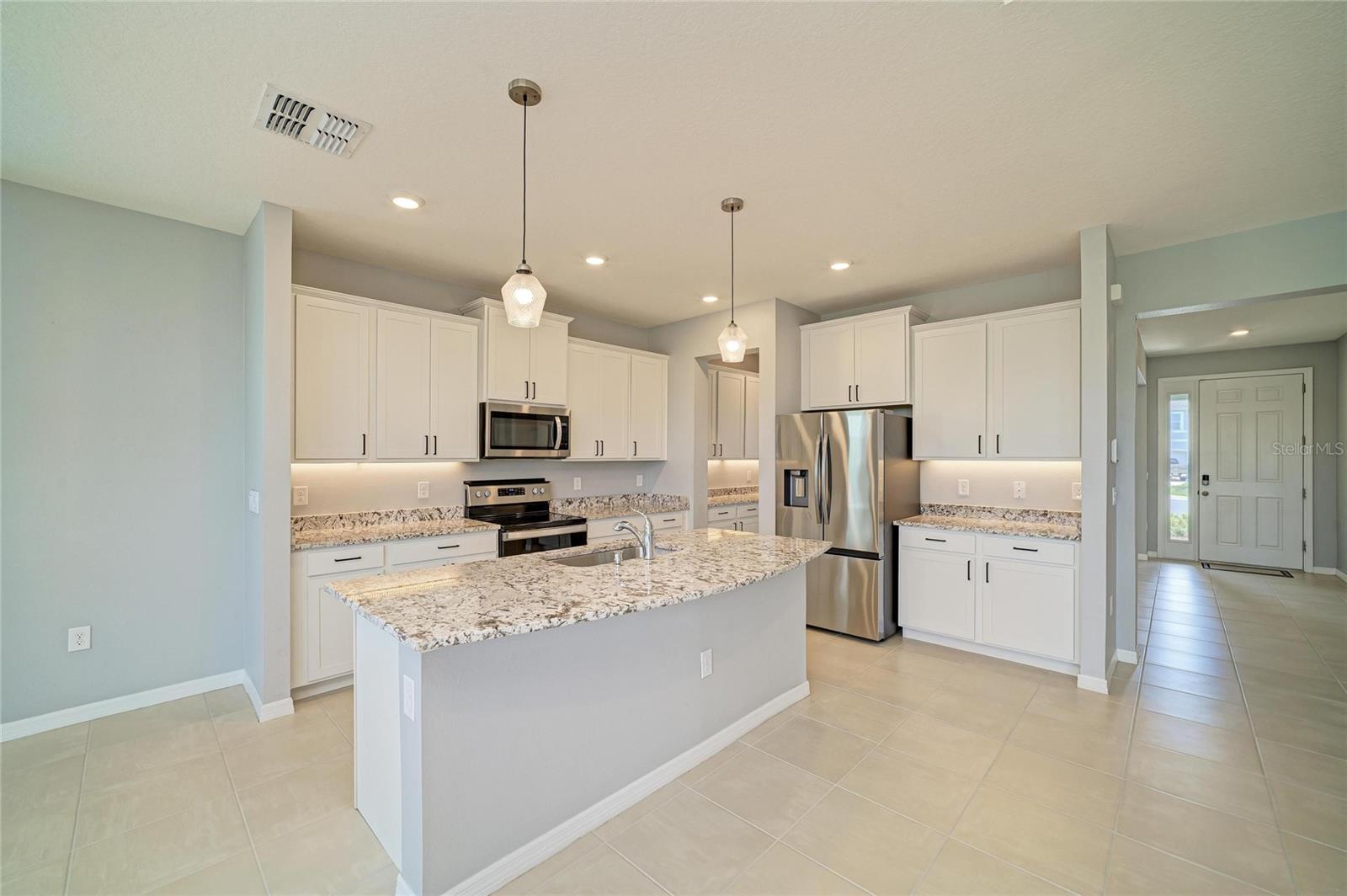 2230 Marsh Harbour Loop Property Photo 19