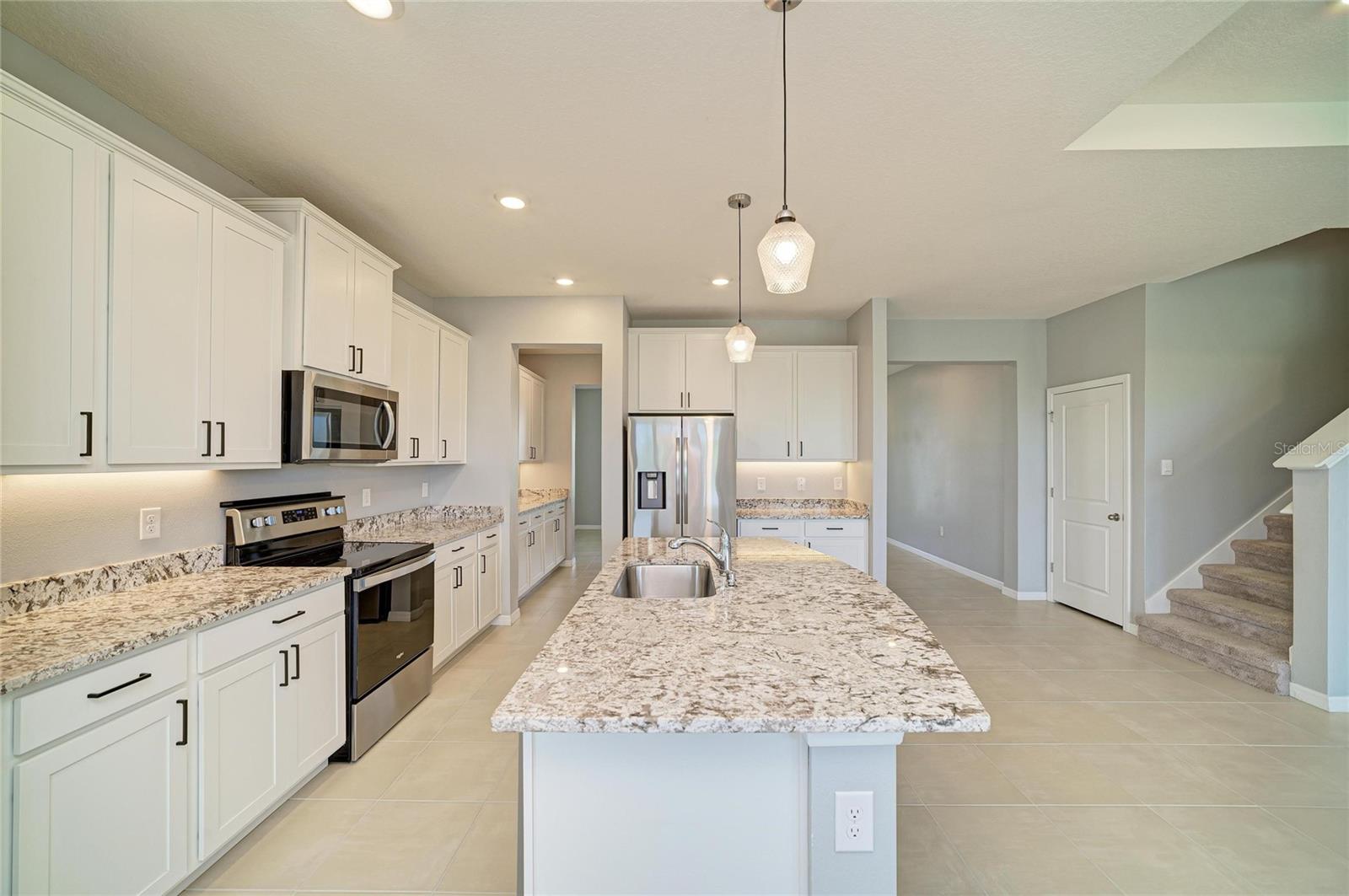 2230 Marsh Harbour Loop Property Photo 20