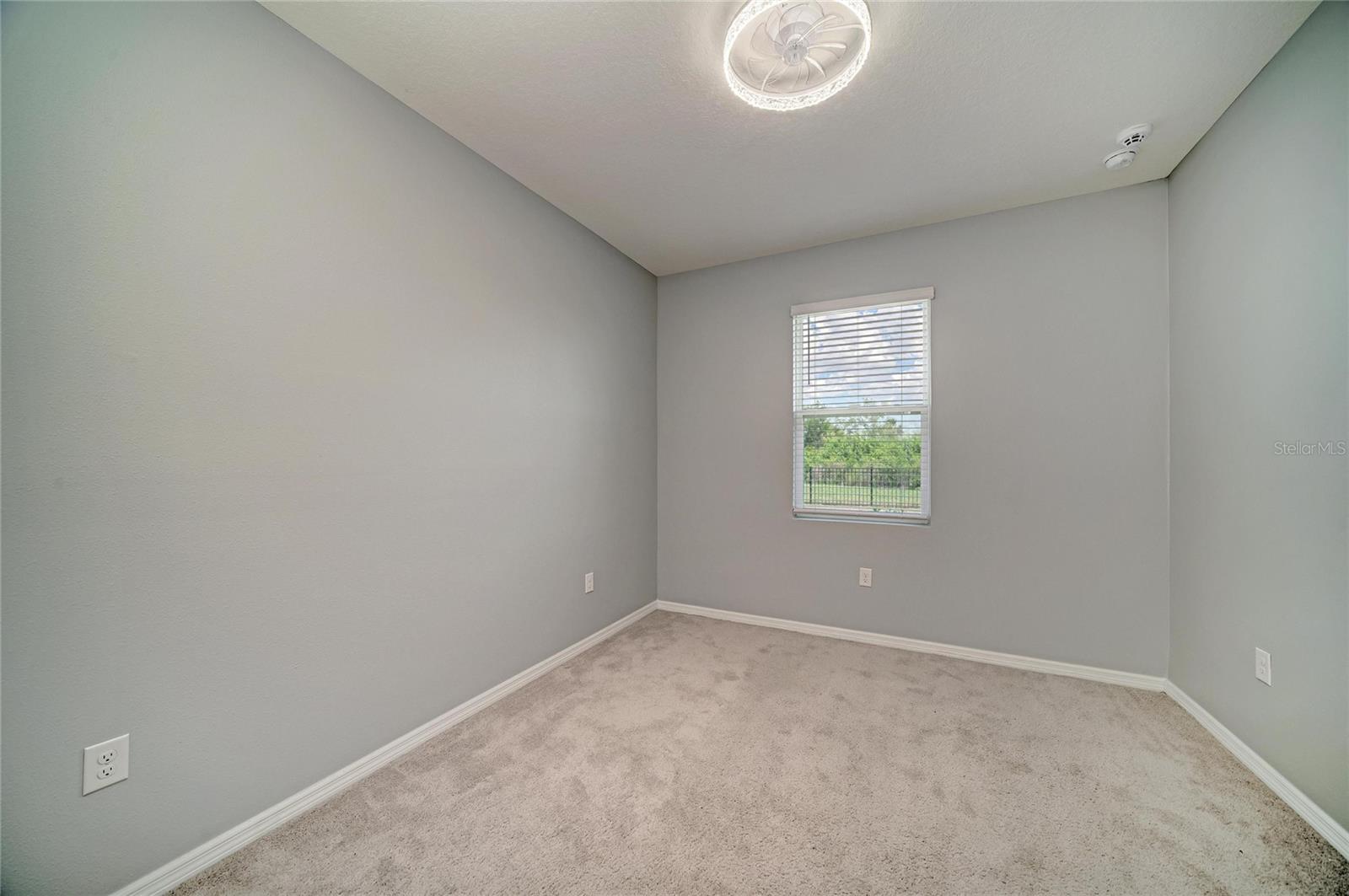 2230 Marsh Harbour Loop Property Photo 30