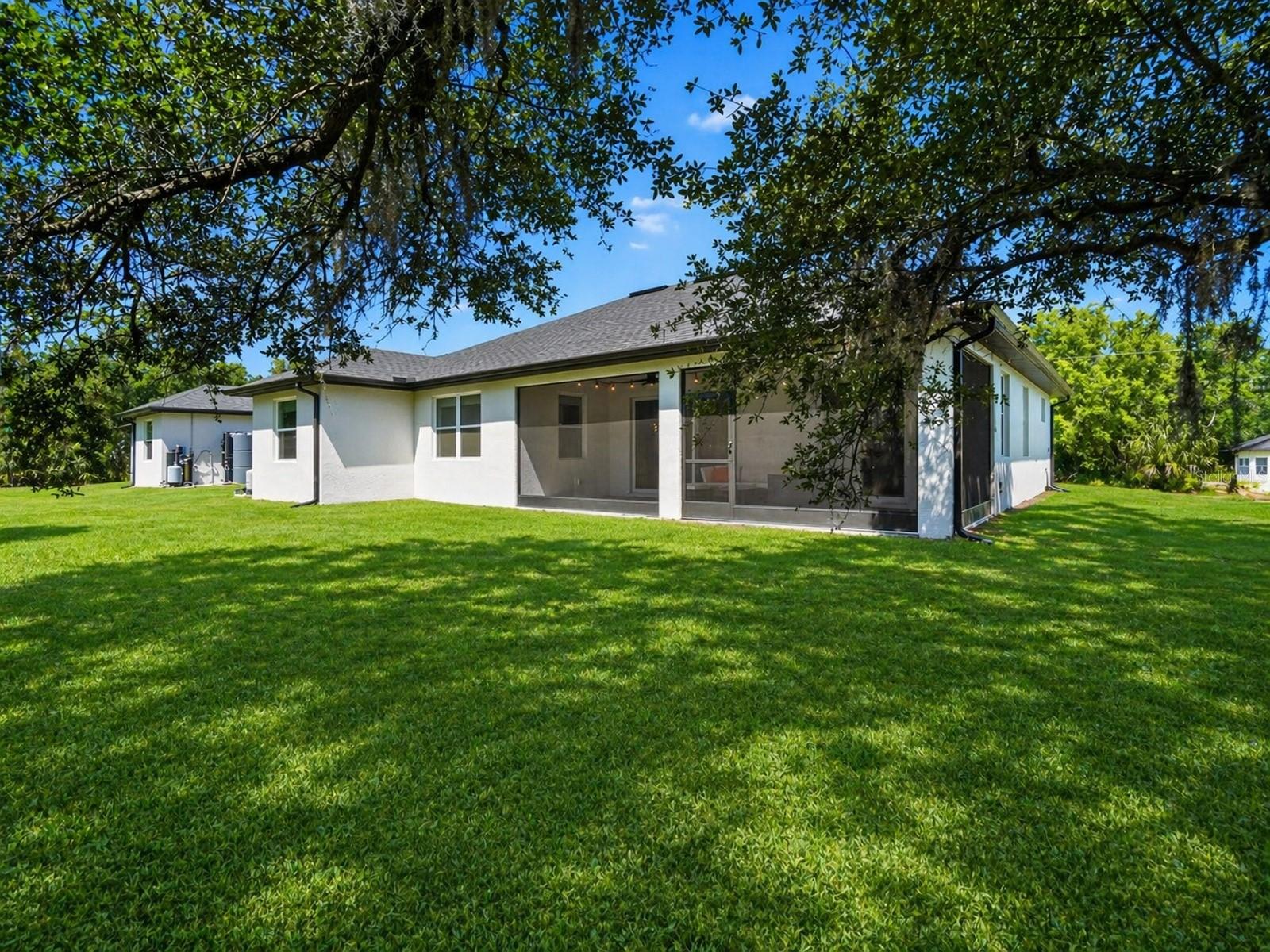 3090 Quarter St Property Photo 44