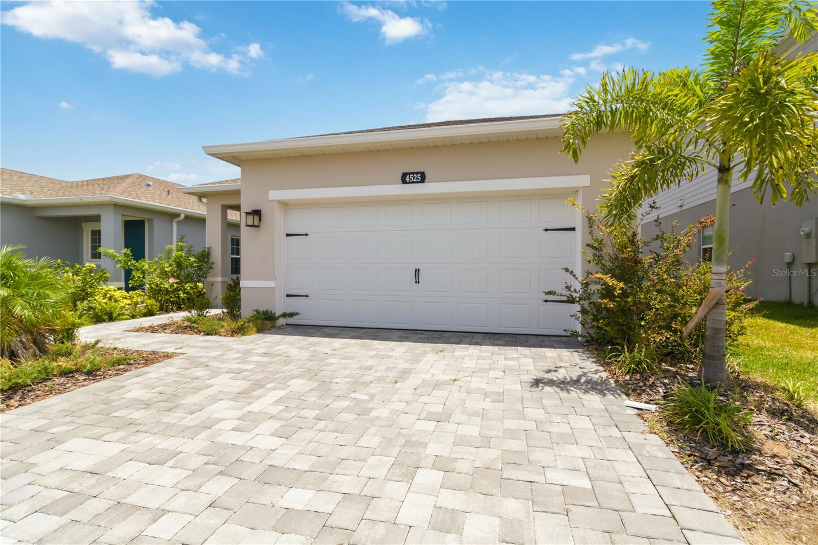 4525 Pippin Ln Property Photo 4
