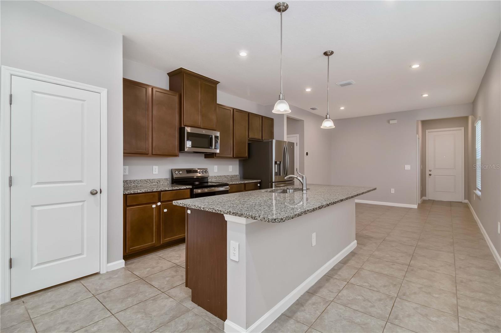 4525 Pippin Ln Property Photo 12