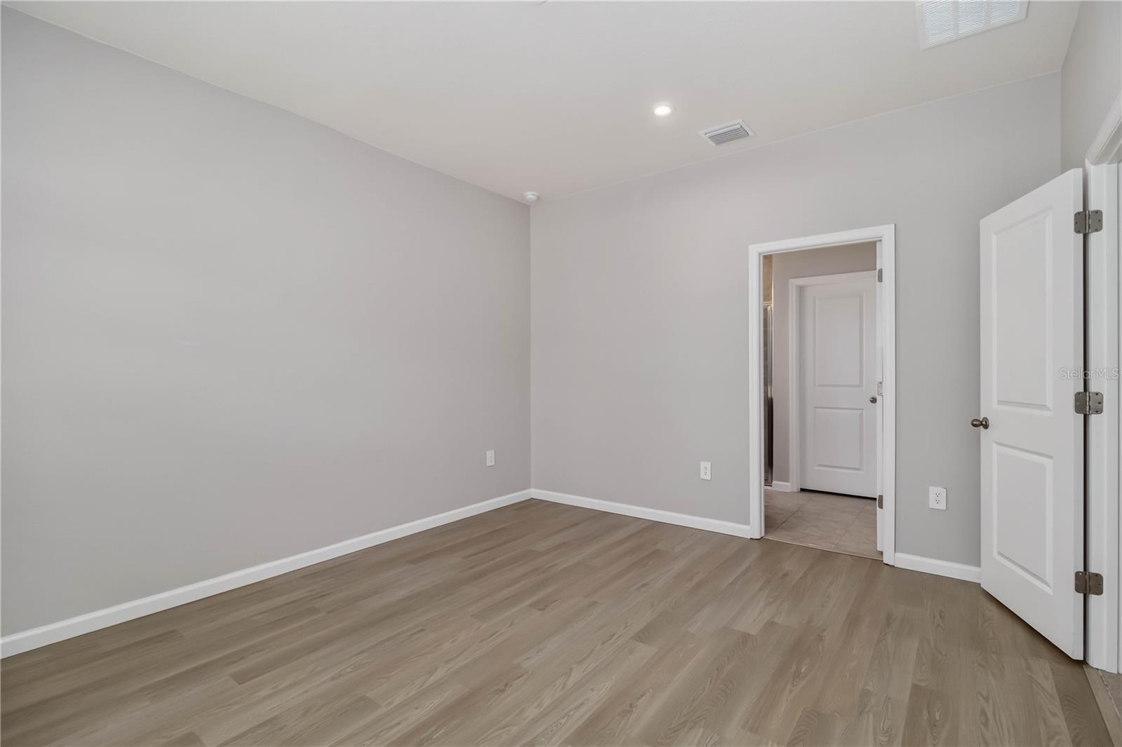 4525 Pippin Ln Property Photo 16