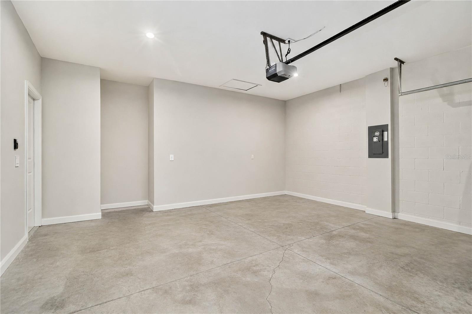 4525 Pippin Ln Property Photo 34