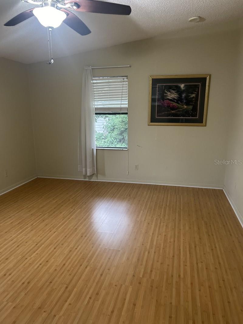 1550 Hillcrest Dr Property Photo 5