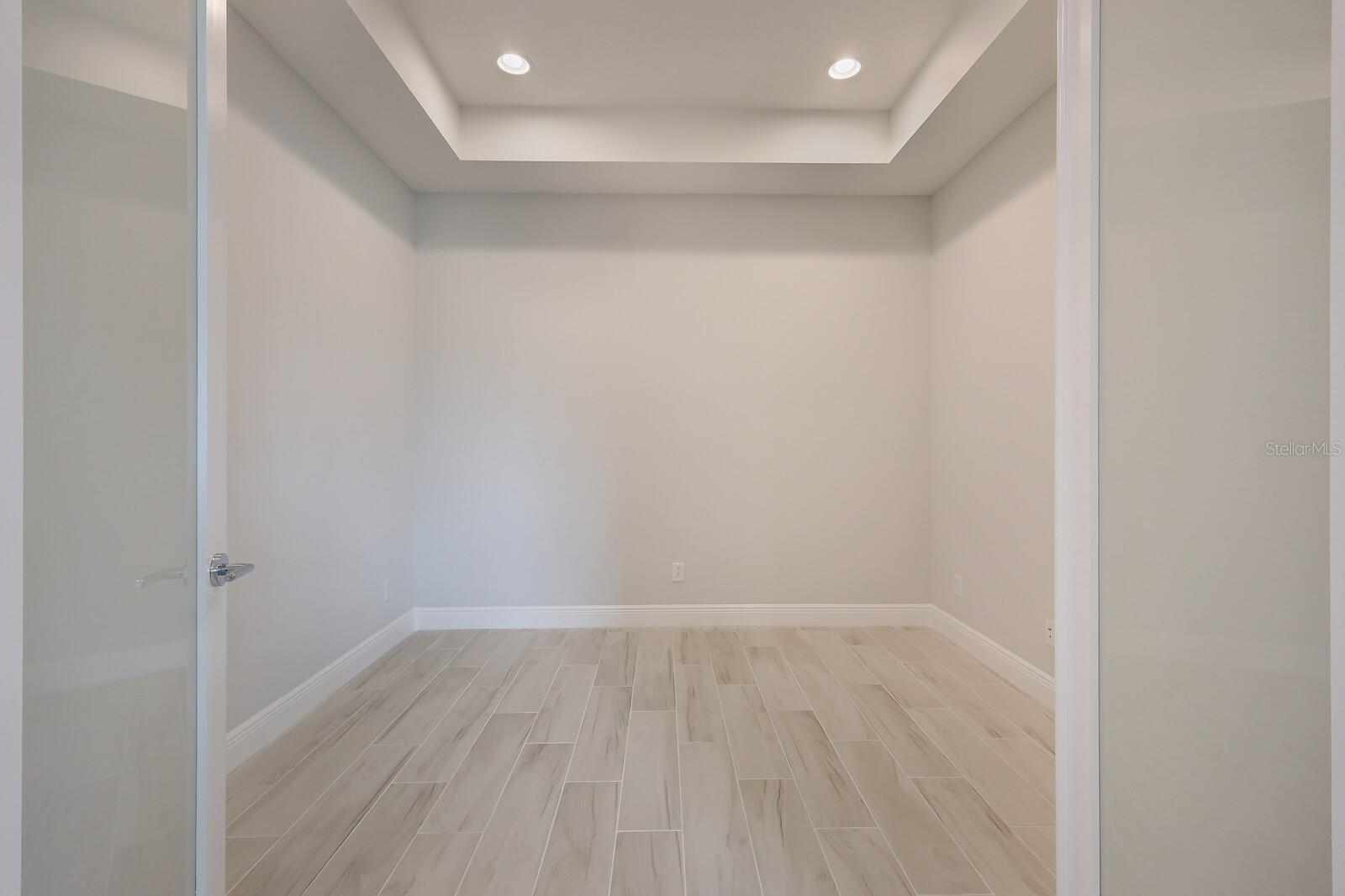 10748 Klee Ave Property Photo 10