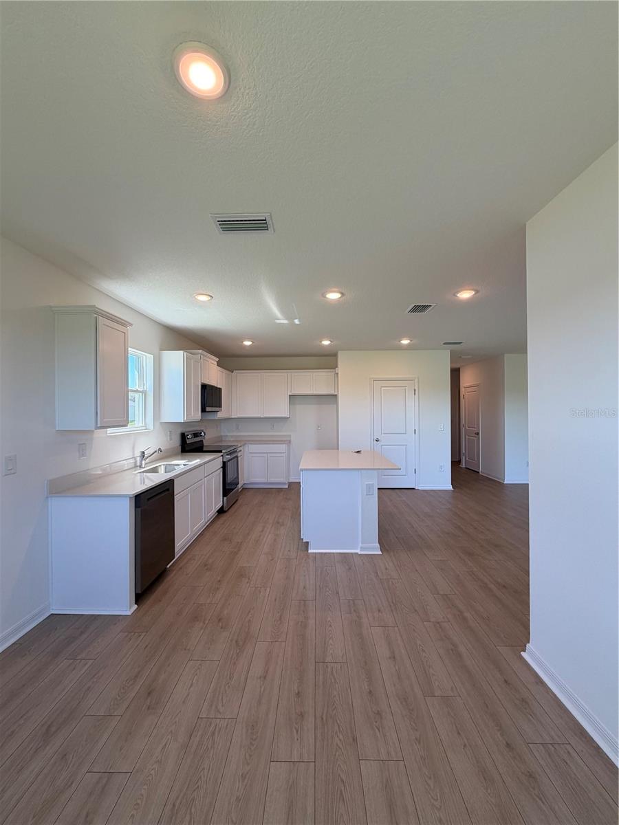 12922 Red Deer Pl Property Photo 10