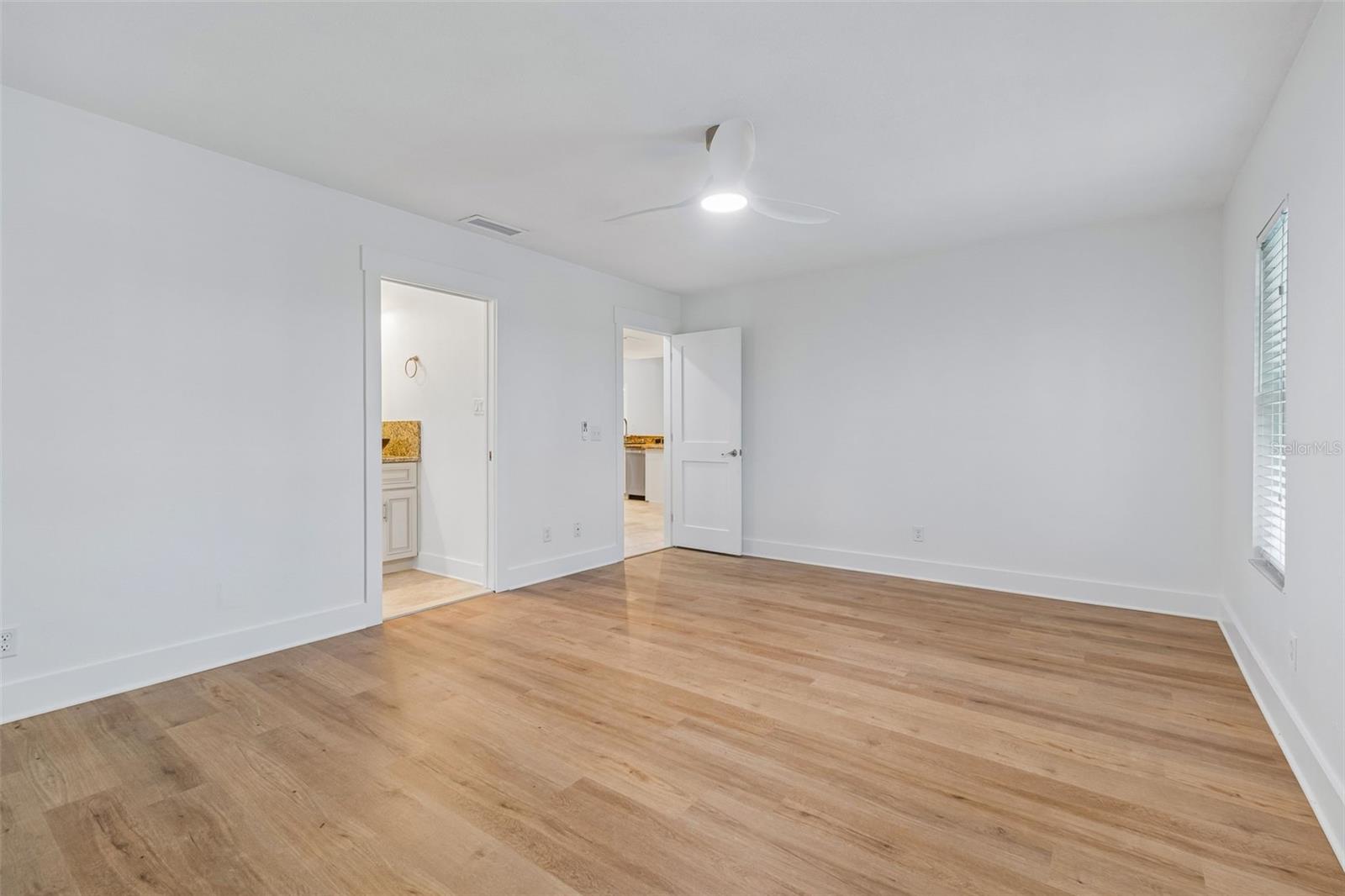 16205 Sawgrass Cir Property Photo 36