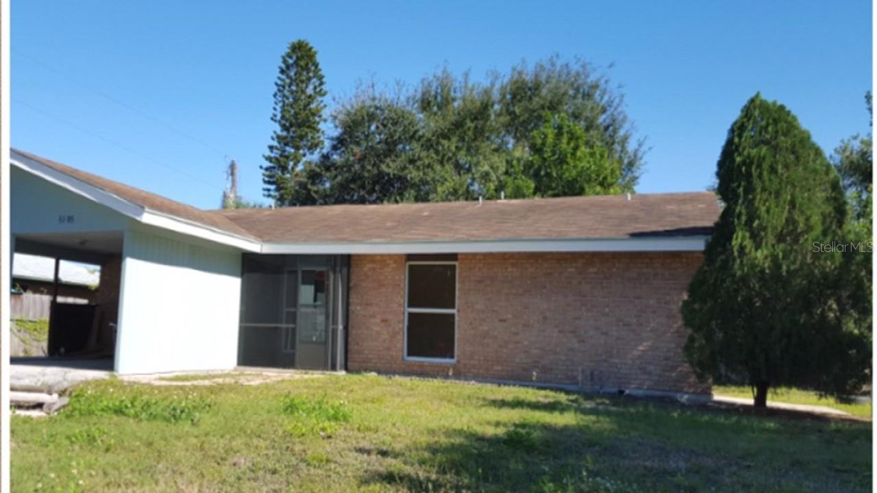 5103 34th St W Property Photo 1