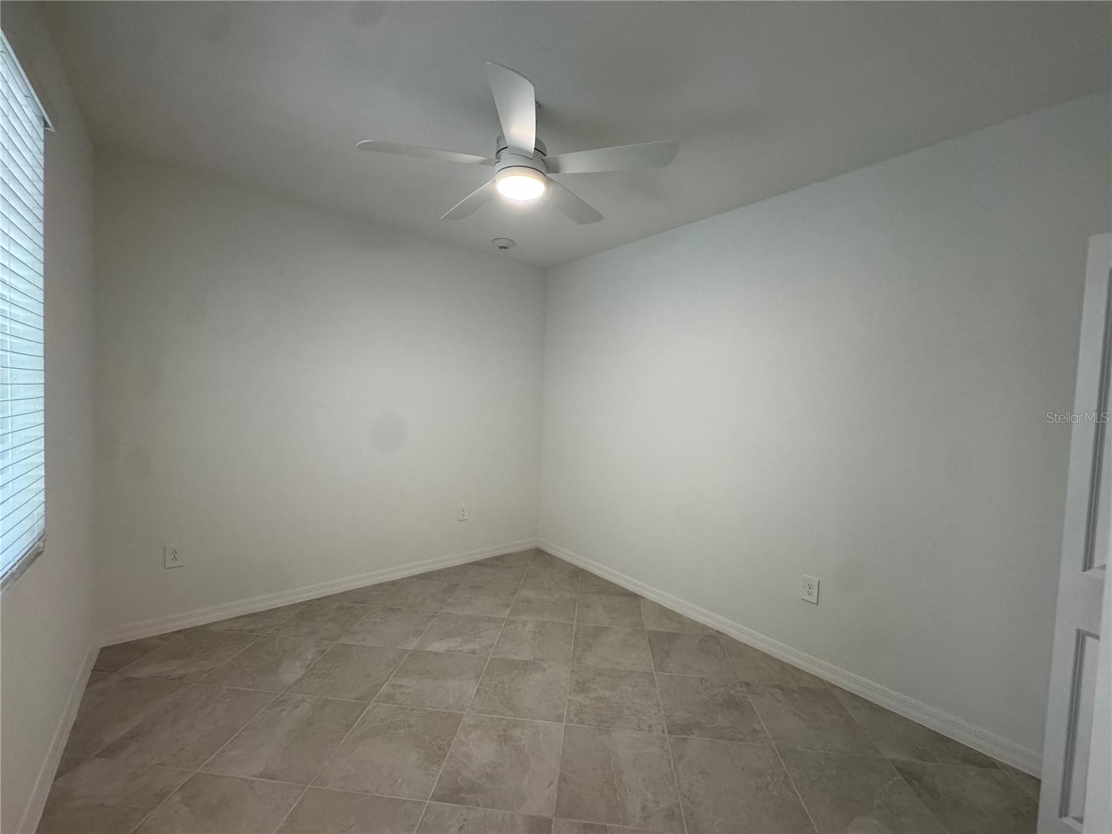 18923 Scallop Loop #105 Property Photo 15