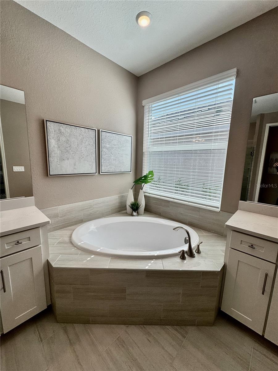 19140 Cherrystone Way Property Photo 12