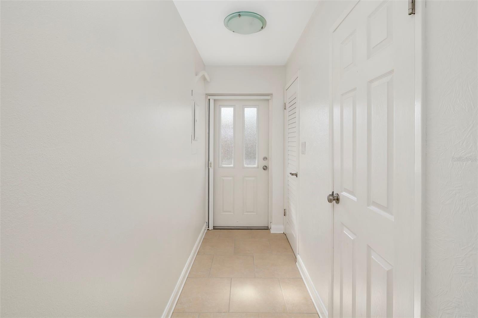 2155 Wood St #a14 Property Photo 2