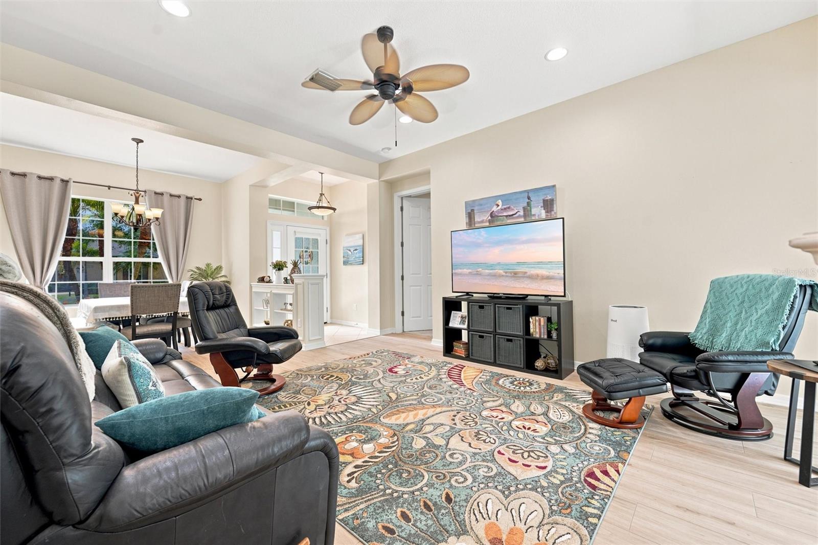 11758 Hidden Forest Loop Property Photo 11