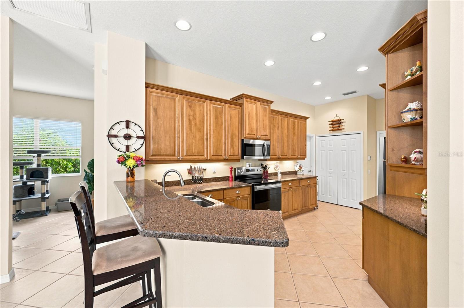 11758 Hidden Forest Loop Property Photo 15