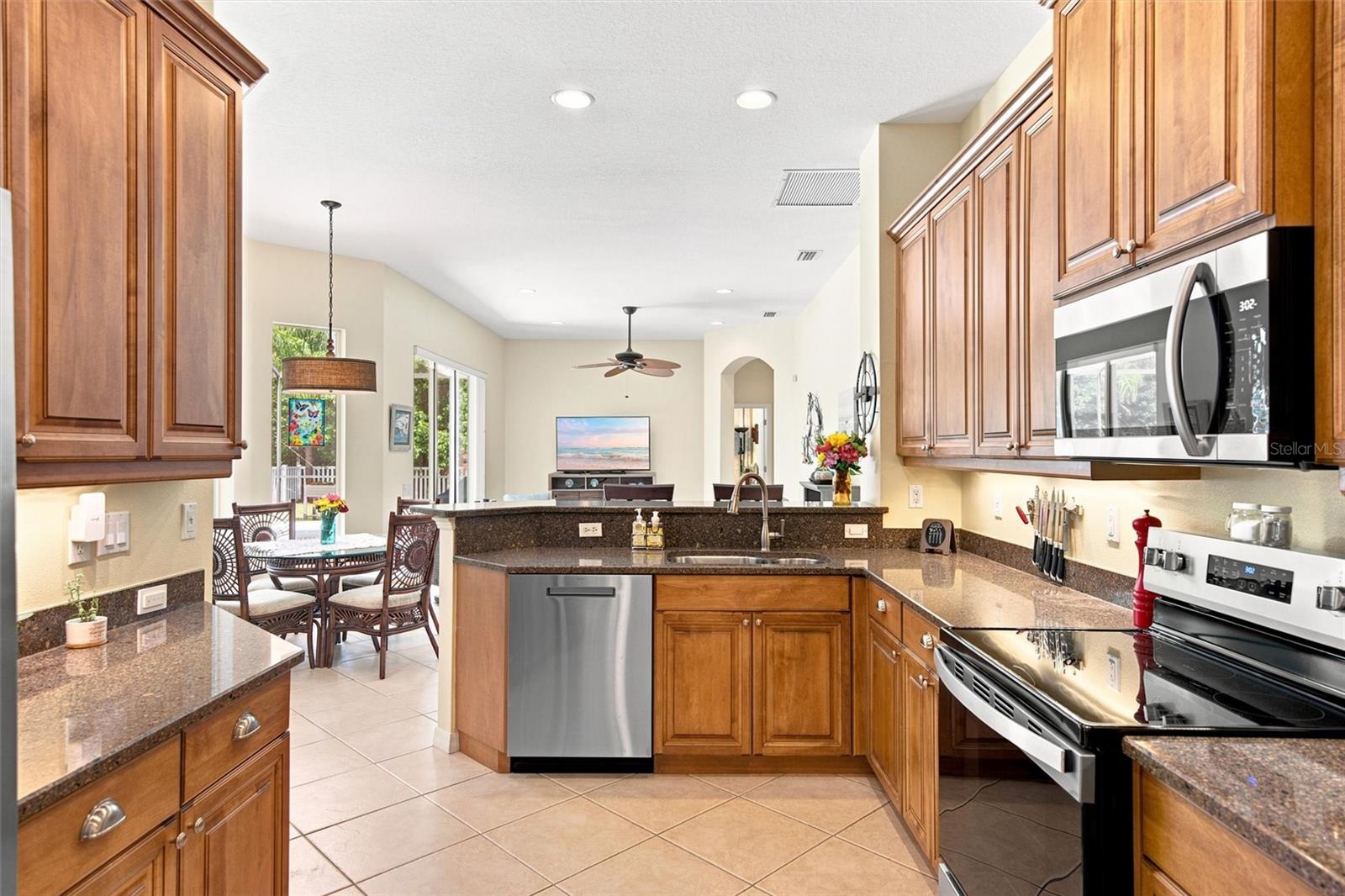 11758 Hidden Forest Loop Property Photo 18