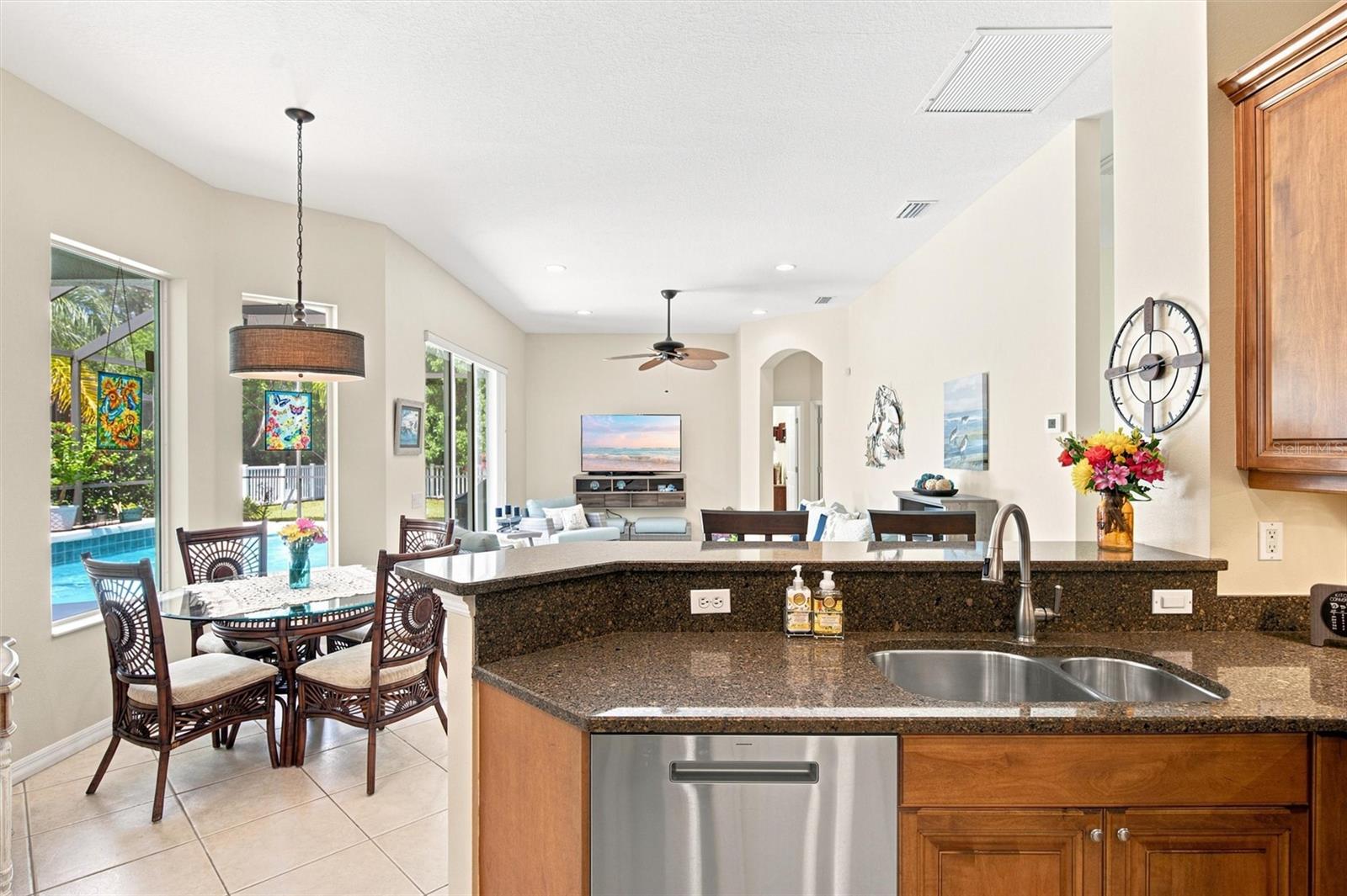 11758 Hidden Forest Loop Property Photo 19