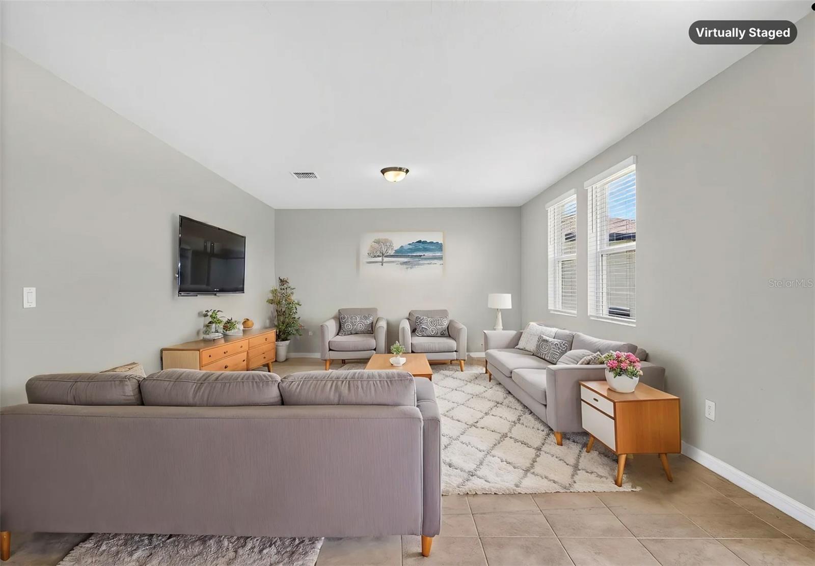 10025 Daybreak Gln Property Photo 7