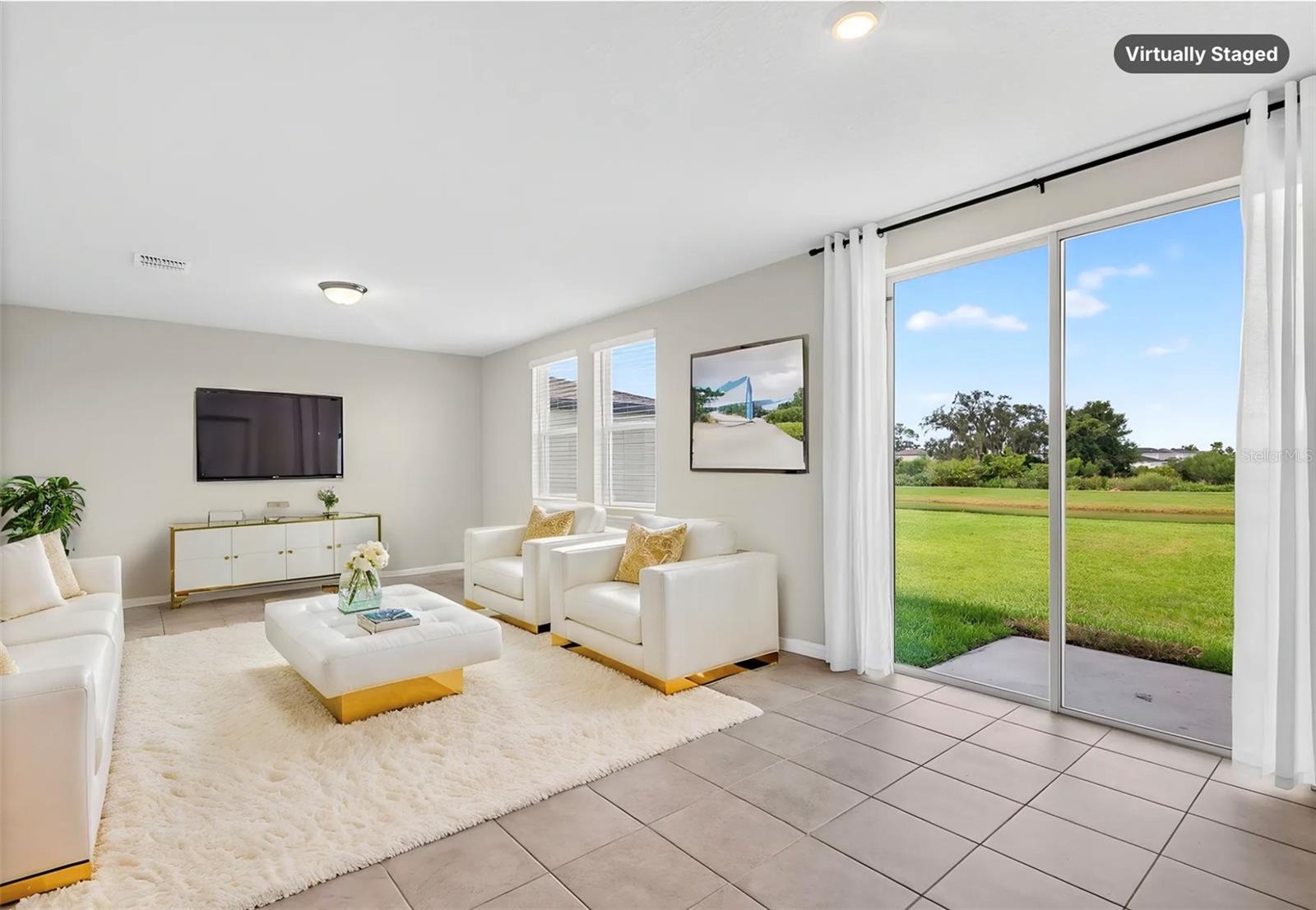 10025 Daybreak Gln Property Photo 13
