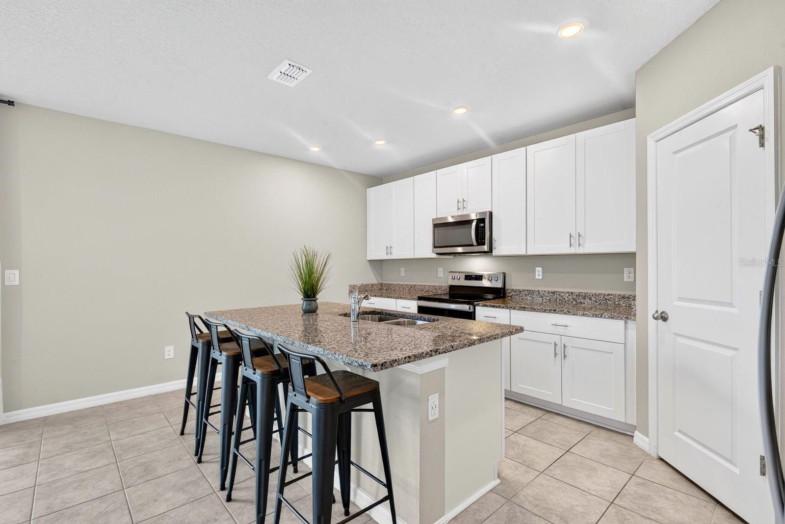 10025 Daybreak Gln Property Photo 21