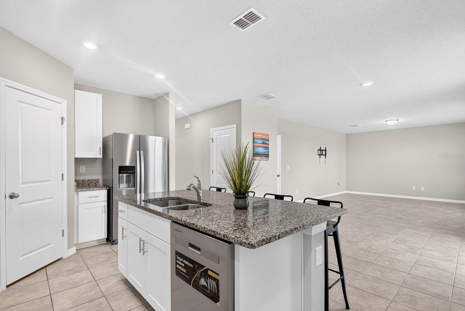 10025 Daybreak Gln Property Photo 22