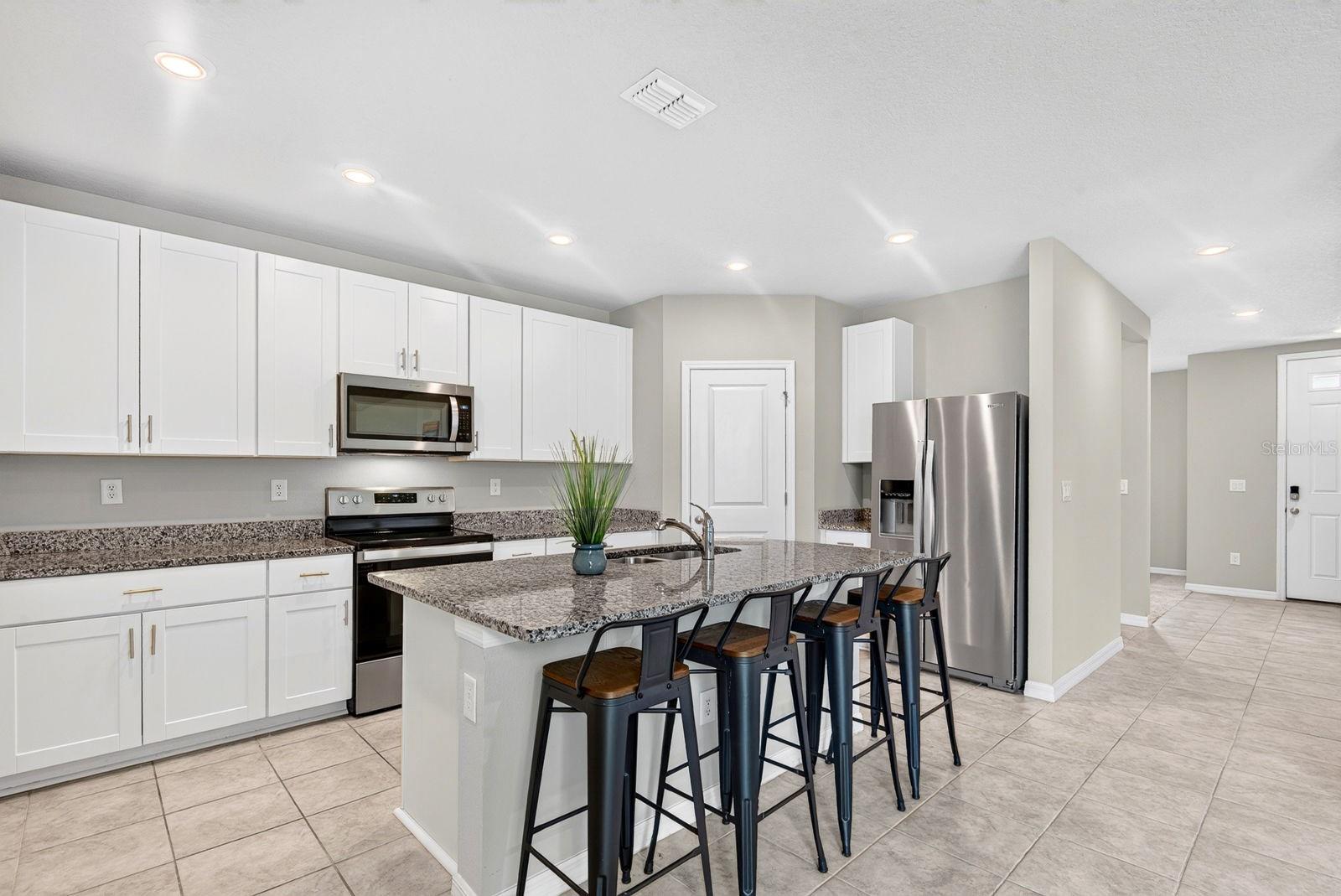 10025 Daybreak Gln Property Photo 23