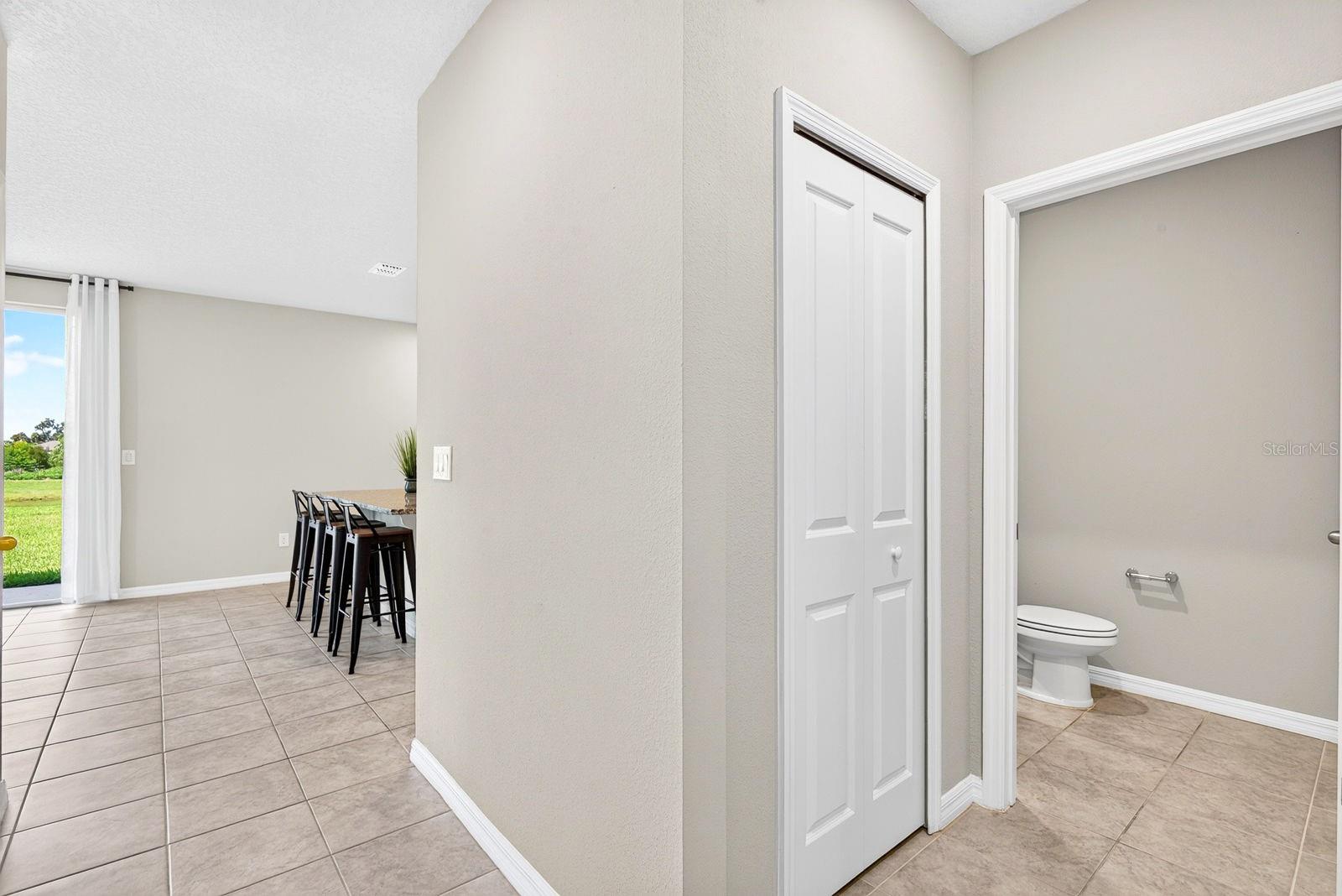 10025 Daybreak Gln Property Photo 26