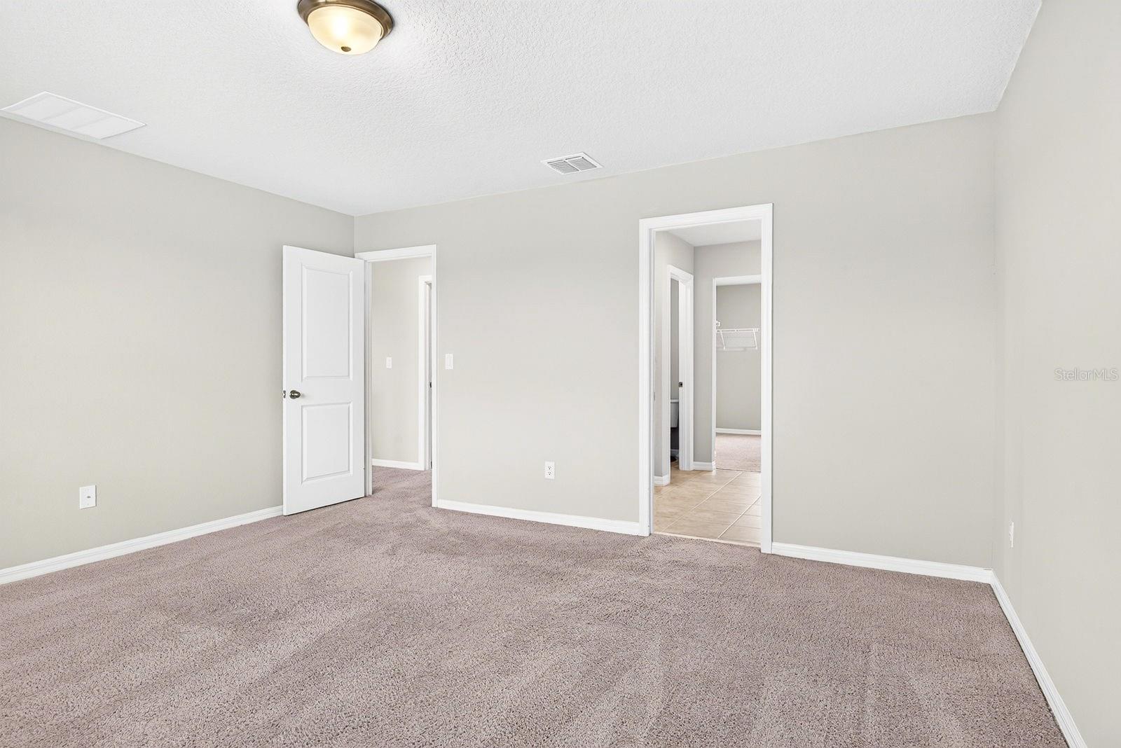 10025 Daybreak Gln Property Photo 35